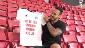 Benfica comunica saída do internacional brasileiro Rogério Moraes