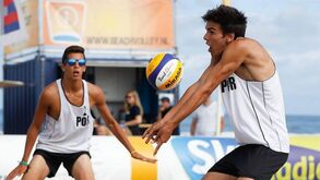 Dupla portuguesa de voleibol de praia avança para quadro principal em Itália