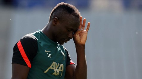 Sadio Mané deixa futuro no Liverpool em aberto