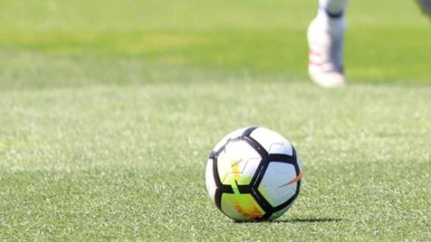 Bola amarela nas três provas - Futebol Nacional - Jornal Record