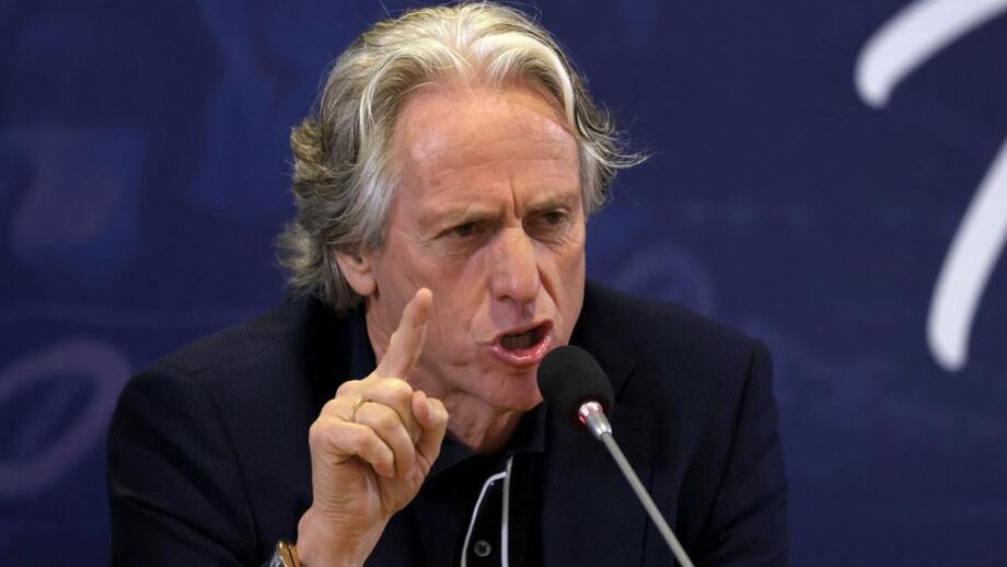 Jorge Jesus apresentado no Fenerbahçe: «Não vim por causa das condições financeiras»
