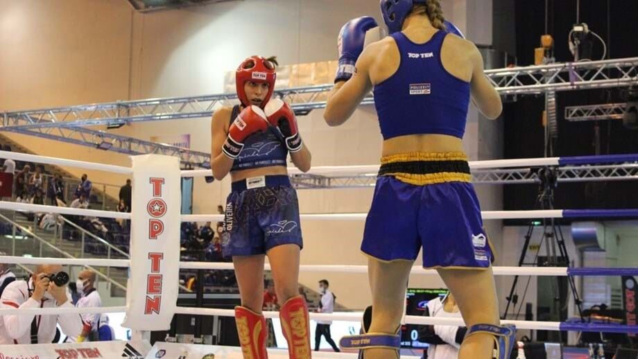 Sofia Oliveira fecha Taça do Mundo de kickboxing com a medalha de bronze