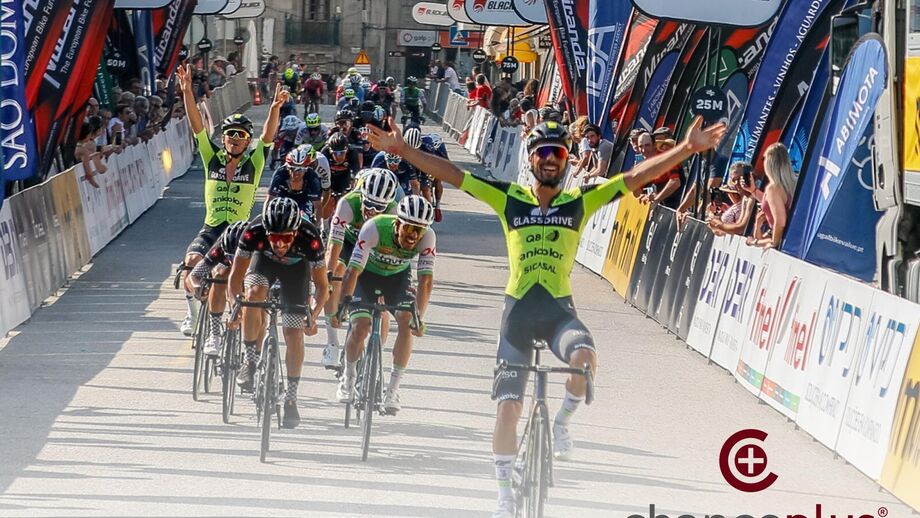 Luís Mendonça conquista a vitória em Águeda