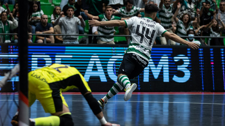 Sporting vence primeiro jogo da final frente ao Benfica no prolongamento