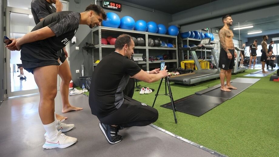 V. Guimarães volta ao trabalho com 25 jogadores e sem o reforço Jota Silva