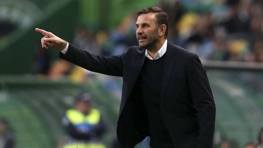 Okan Buruk regressa ao Galatasaray como treinador