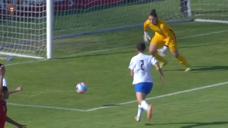 Da 'trivela' de Jéssica Silva ao 'bis' inédito de Kika: assim foi a goleada de Portugal diante da Grécia