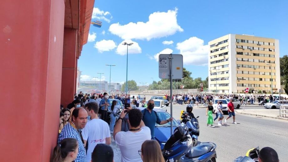 Incêndio no Colombo em Lisboa obriga a evacuar centro comercial