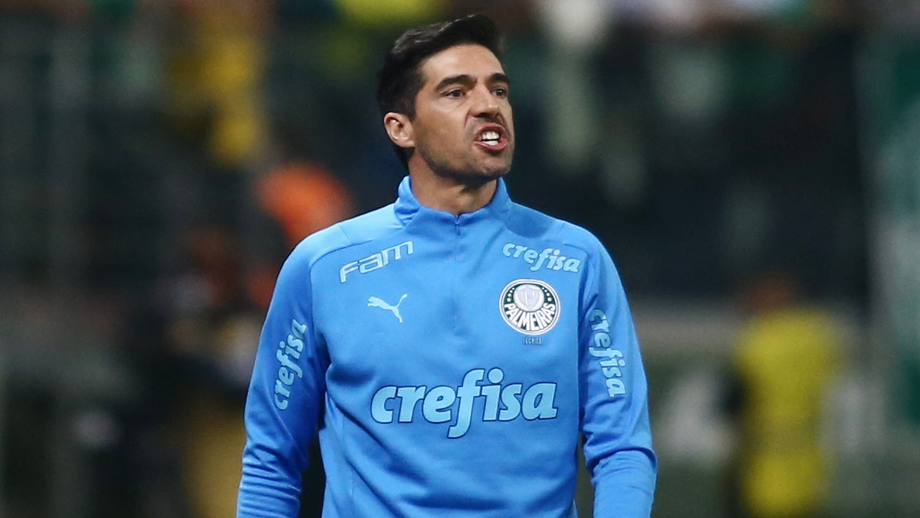 Avaí coloca travão na sequência de vitórias do Palmeiras