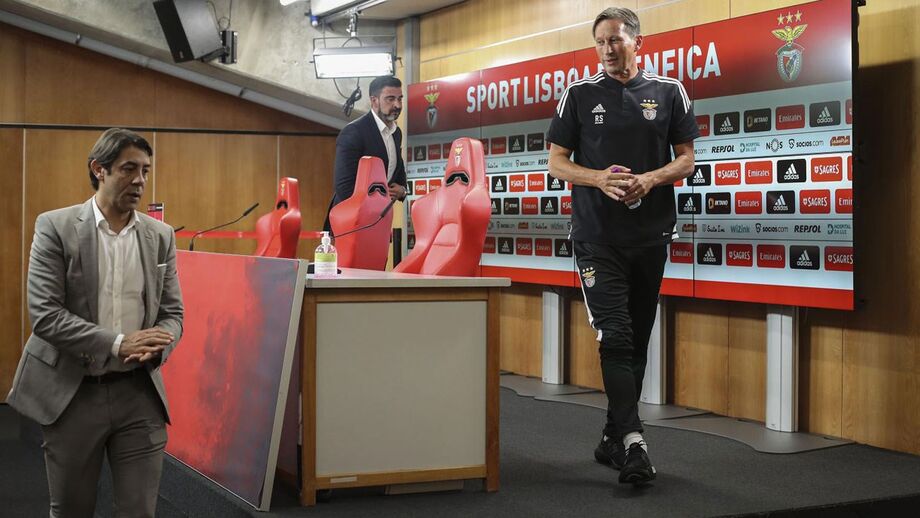Roger Schmidt elogia FC Porto e Sporting mas frisa: «Temos de lutar por títulos»