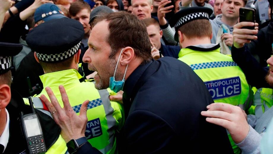 Petr Cech deixa Londres: Revolução no Chelsea determina 'adeus' do checo