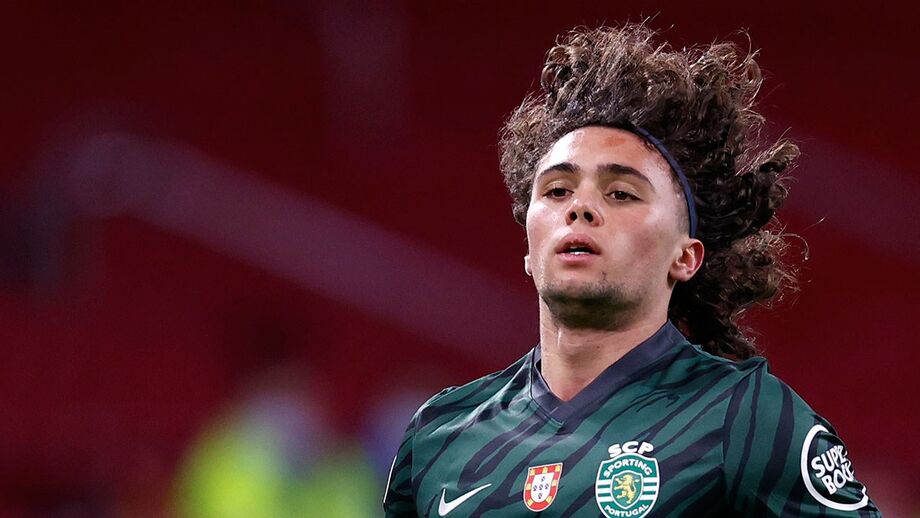Sporting cede Gonçalo Esteves ao Estoril