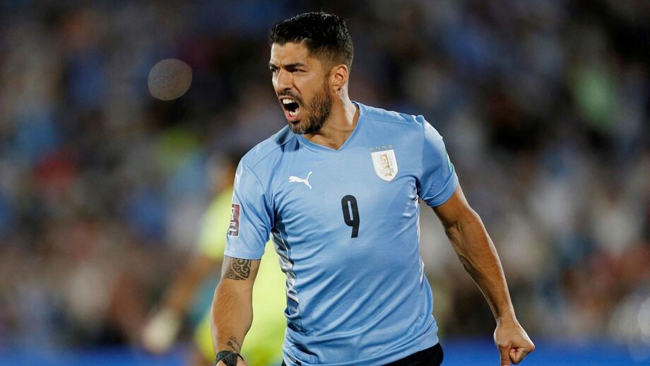 Luis Suárez perto do River