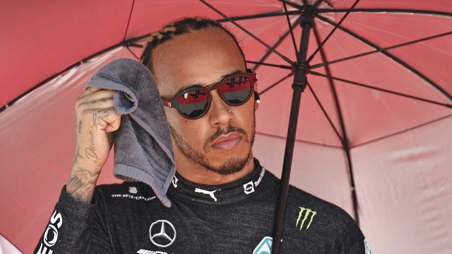 Ecclestone e as dificuldades de Hamilton após o GP do Azerbaijão: «É tudo uma treta»