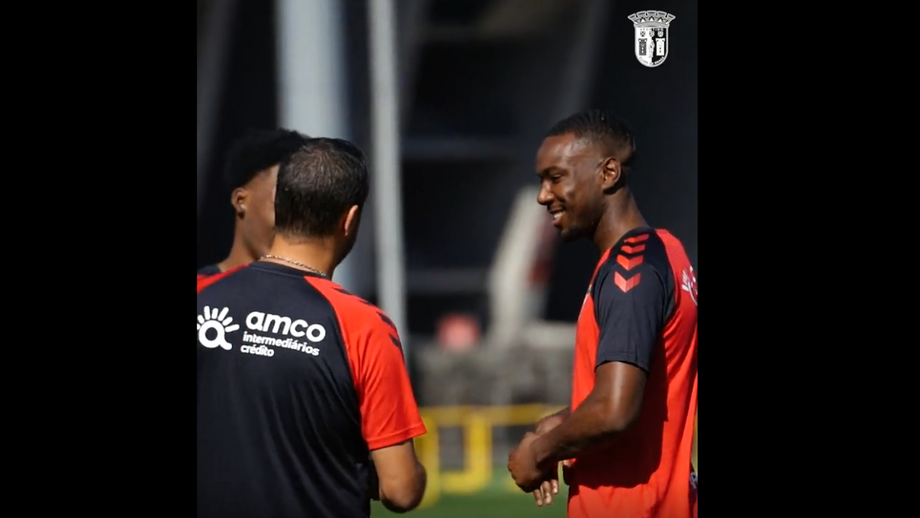 Niakaté integrado no treino do Sp. Braga e com um 'tradutor' especial
