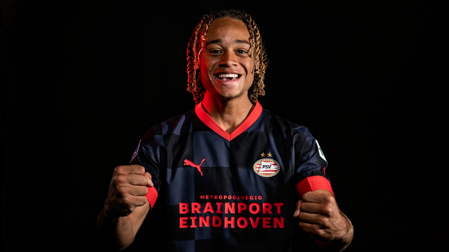 Mercado: Xavi Simons apresentado no PSV, Jovic a um passo da Fiorentina e defesa do Galatasaray apontado ao Benfica