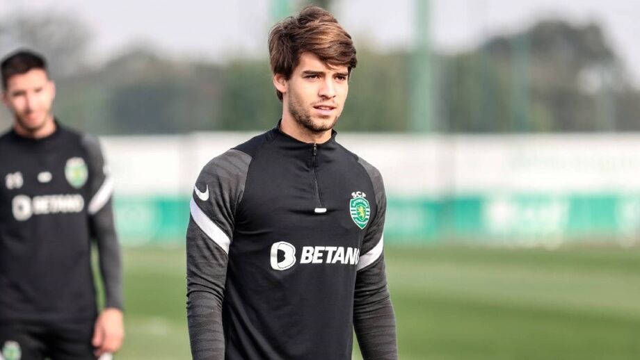 À terceira é de vez? «Vai ser a época do Daniel Bragança no Sporting»