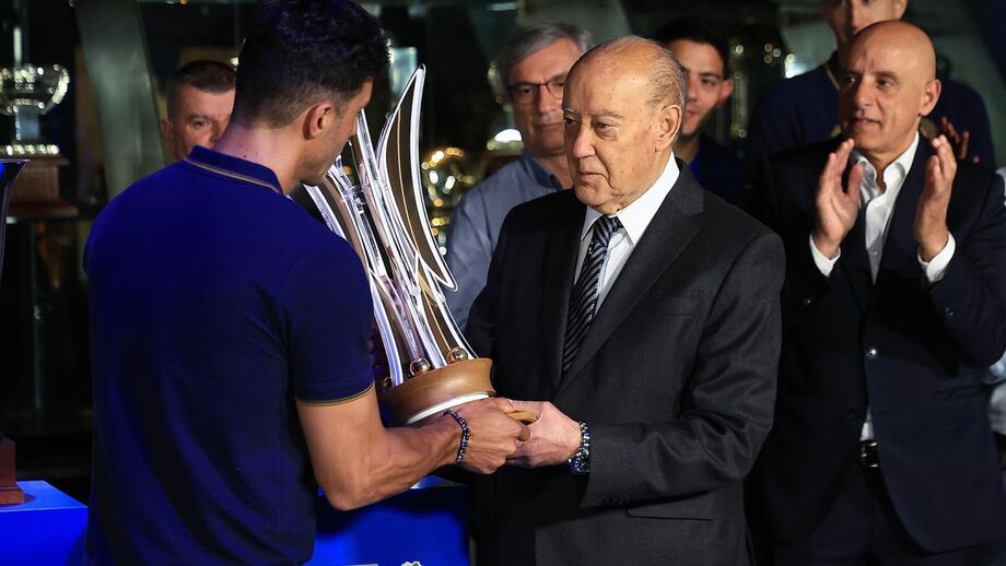 Saudação aos campeões