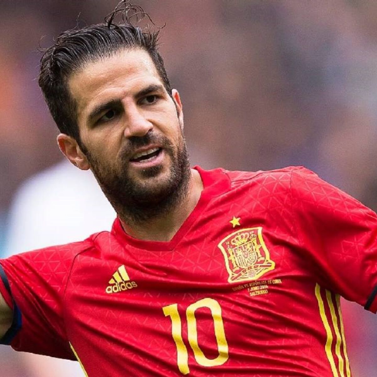 Oficial: Fàbregas ruma à Serie B de Itália