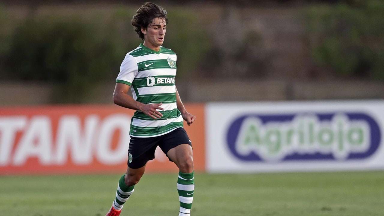 Tiago Ferreira Ressurge Na ‘B’ - Sporting - Jornal Record