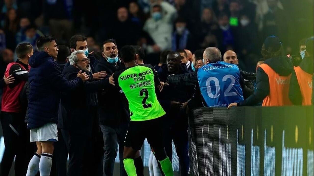 FC Porto-Sporting: 50 jogos de invencibilidade azul? Dragão cheira recorde  nacional - SIC Notícias