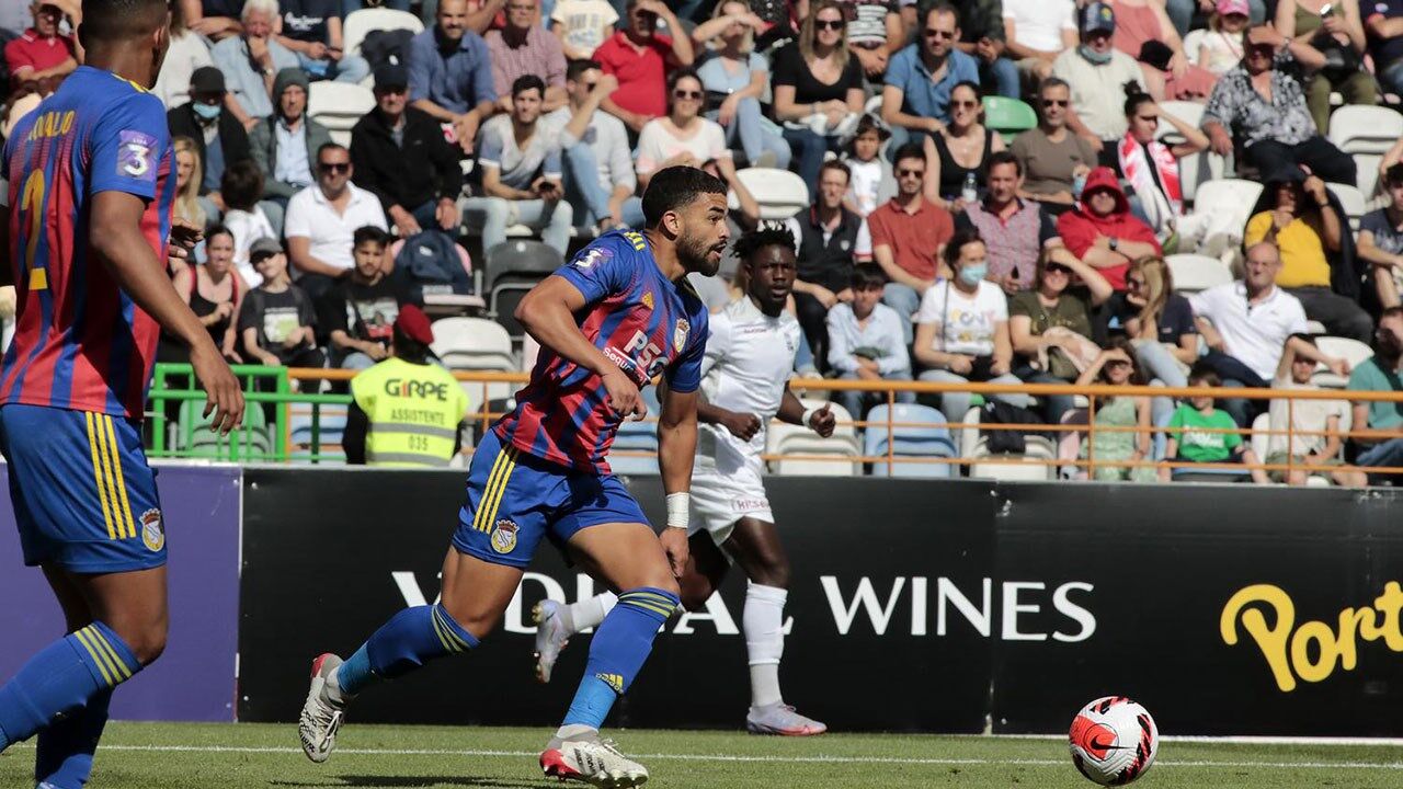 Gustavo Klismahn (ex-Alverca) a caminho