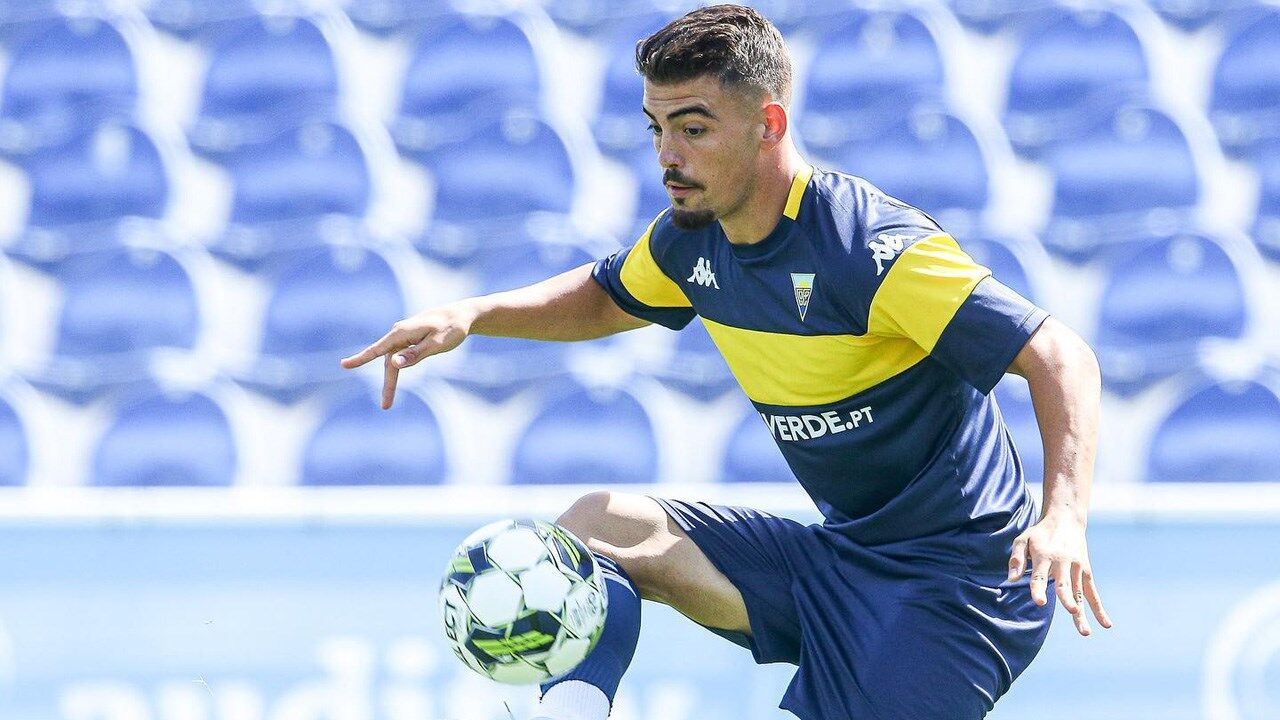 Rodrigo Martins resolveu a partida