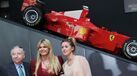 Jean Todt (à esquerda) deixou elogios à postura de Corinna Schumacher (aqui na foto ao centro, ao lado da sua filha Gina-Maria)
