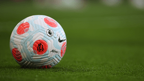 Jogador da Premier League detido por suspeitas de violação