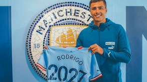 Rodri prolonga contrato com o Manchester City até 2027