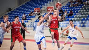 Portugal vence Grécia e mantém segundo lugar do grupo para o EuroBasket  2023 - Basquetebol - Jornal Record