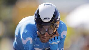 Alejandro Valverde atropelado durante treino: condutor está em fuga