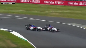 O choque entre Chovanec e Tóth que tirou o piloto português da corrida de 'sprint' de F3