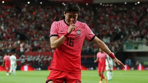 Hwang Ui-jo é internacional sul-coreano