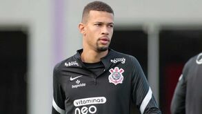 João Victor viaja na quinta-feira rumo a Portugal para reforçar o Benfica