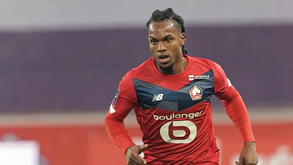 Renato Sanches continua na lista do PSG