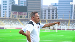 O primeiro dia de Carvalhal no novo clube: «A motivação e a vontade constantes de honrar o futebol»