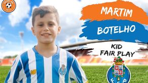 Jovem Martim Botelho (FC Porto) mostra solidez a defender