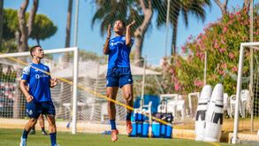 As imagens de mais um treino do FC Porto no Algarve