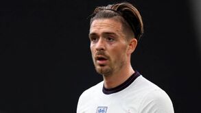 Acabou a festa para Grealish: Das exuberantes férias em Las Vegas para os treinos em Manchester