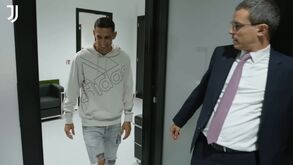 Os bastidores do primeiro dia de Di María na Juventus