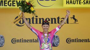 Magnus Cort vence vindo da fuga e Kämna sobe a segundo na geral do Tour