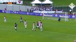 Jovic a todo o gás na estreia pela Fiorentina: quatro golos em menos de meia hora