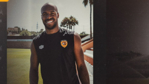 Óscar Estupiñán deixou o V. Guimarães e foi oficializado no Hull City