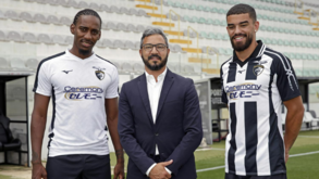 Bryan Rochéz e Klismahn oficializados no Portimonense