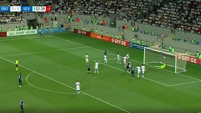 Slovan Bratislava apura-se com um golo olímpico na Champions... ao minuto 120'+3!