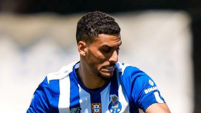 David Carmo já mostra a sua qualidade no FC Porto: o grande corte do central que evitou o golo do Portimonense
