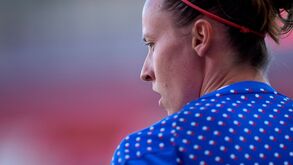 Namorada da titular da seleção francesa encontrada morta em casa