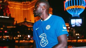 Chelsea contrata defesa senegalês Kalidou Koulibaly