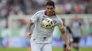 Jesus quer central do Fluminense